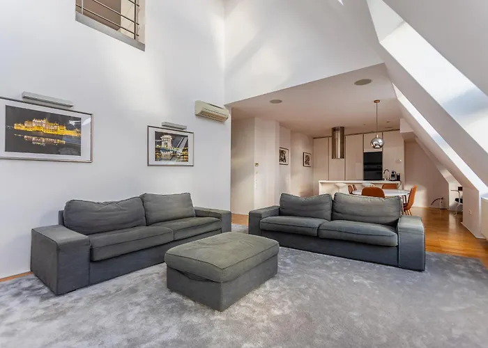Modern Floor With A Terrace Apartament *